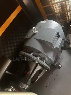 37kw (50hp) Screw Compressor Machine