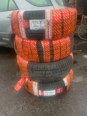 285/45r22 Roadx Tyre