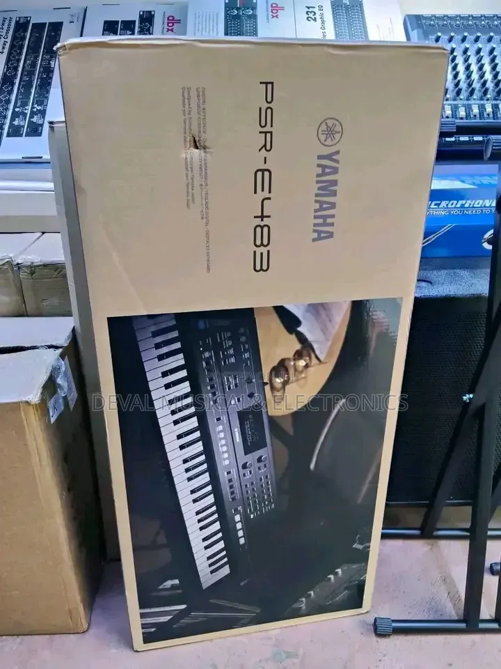 Yamaha Keyboard PSR E483
