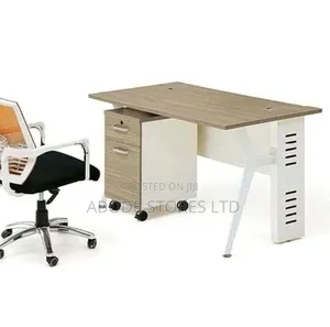 1.2m Sleek Wooden/Metal Office Table