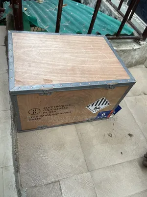 Haisic 8kwh 25.6v Lithium Battery White