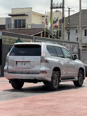 Lexus GX 2014 Silver