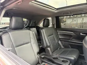 Toyota Highlander 2017 Burgundy