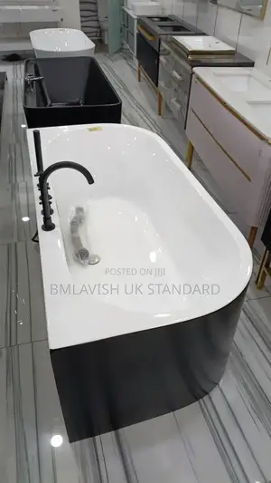 Modern Black and White and Black Acrylic Freestanding Bathtub