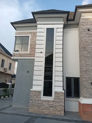 Furnished 4bdrm Duplex in Sabon Lugbe for sale