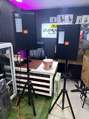 JBL Speaker a Pair of Srx712 JBL Floor Monitor With Stand