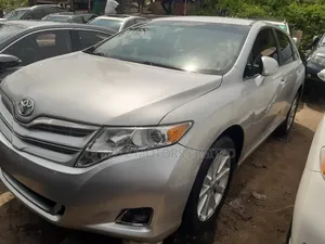 Toyota Venza Limited 2011 Silver