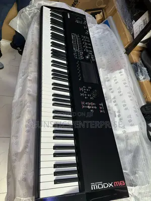 Quality Yamaha Modx M8 Workstation Keyboard/Piano
