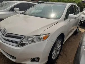 Toyota Venza 2012 White