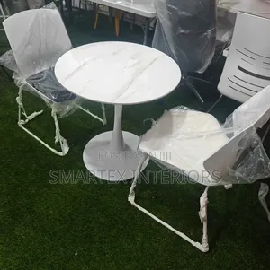 Imported Quality Round Marble Top Table With Chairs