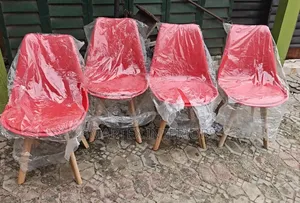 Best Quality Wooden Leg Plastic Padded Chair