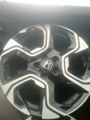 Quality Standard Honda C R v Alloy Wheel 18 Inch