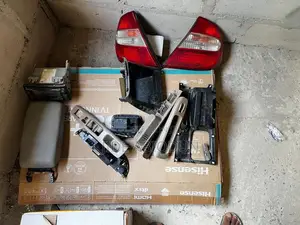 Toyota Camry 2005 Door Handle And Back Rear Light