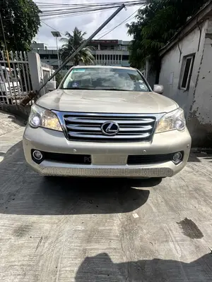 Lexus GX 460 2011 Gold