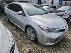 Toyota Avalon XLE Premium 4dr Sedan (3.5L 6cyl 6A) 2014 Silver