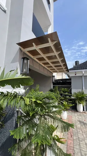 Modern Architectural Sunshade