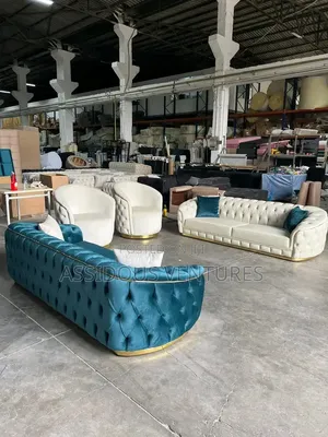Five Star High Quality Complete Set Home Sofa Chair.