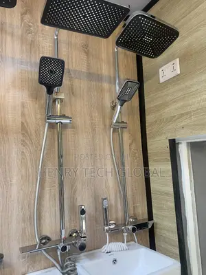 Complete Set of Shower Mirrors With Different Sprays