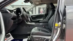 Toyota RAV4 2021 Gray