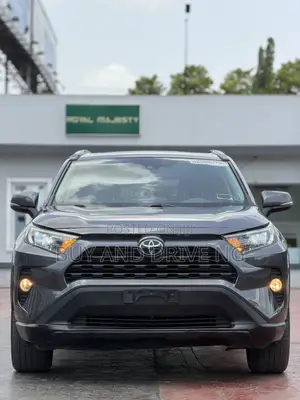 Toyota RAV4 2021 Gray