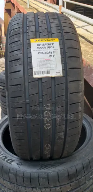 235/40r19 Dunlop Tyre