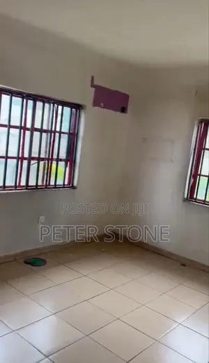 Self Contain in Life Camp Close to Junction Rent