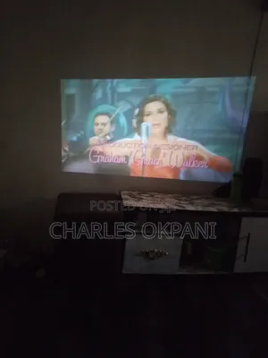 Projector 120 Inch Work With Power Bank