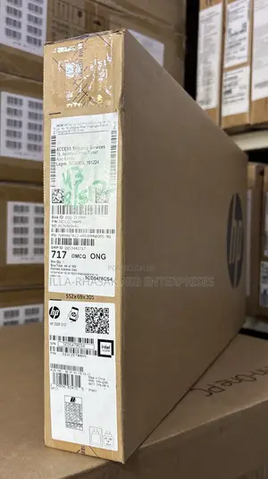 New Laptop HP 250 G10 8GB Intel Core 3 SSD 512GB