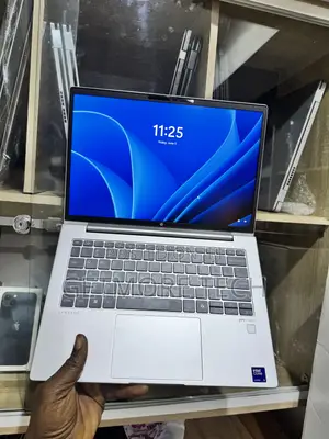 Laptop HP 16GB Intel Core Ultra 5 SSD 512GB