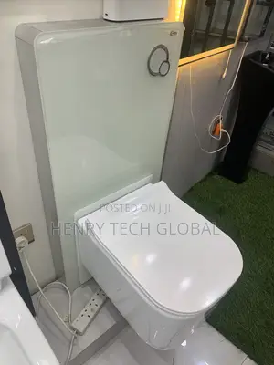 Surface Executives Conceal Seat and Tank