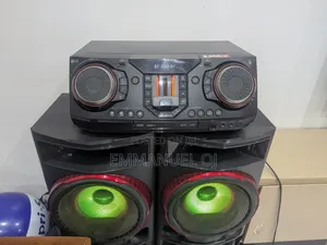 Lg Cl87 2350w RMS Sound System