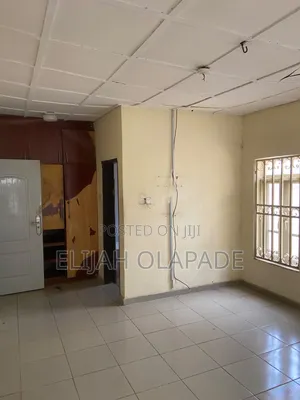 3bdrm Bungalow in Sunnyvale Estate, Galadimawa for rent