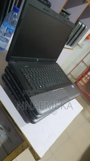 Laptop HP Pavilion 15 8GB Intel Core i3 HDD+SSD 500GB