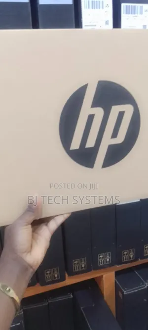 New Laptop HP 14S 4GB Intel Pentium SSD 512GB