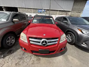 Mercedes-Benz GLK-Class 350 4MATIC 2010 Red