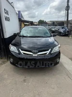 Toyota Corolla 2013 Black
