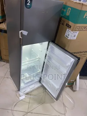 Hisense Ref200dr Refrigerator With Practical Freezer Section