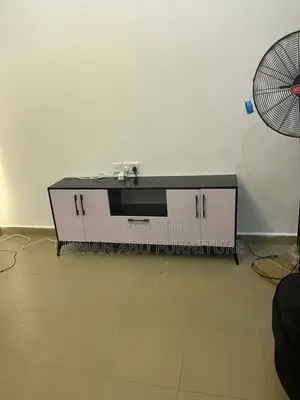 T v Shelves