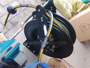Xin Limar Retractable Hose Reel or Oil /Water Hose Reel