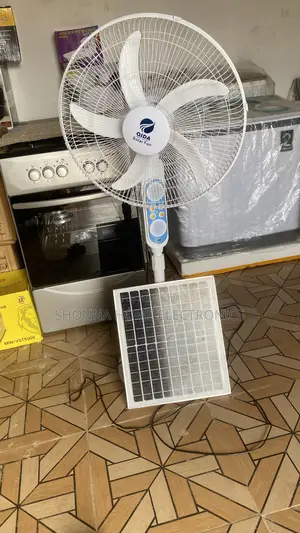 14” Solar Standing Fan