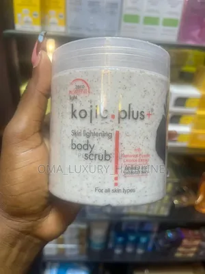 Kojic Plus Body Scrub