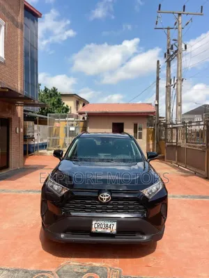 Toyota RAV4 2021 Black