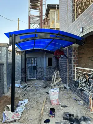 Motor Carport