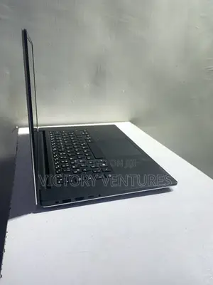 Laptop Samsung NP370R5E 4GB Intel Core i5 HDD 500GB
