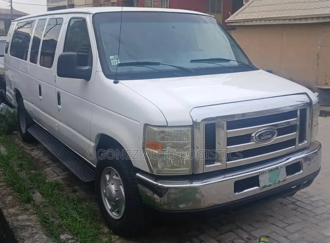 Ford E350 2010 White