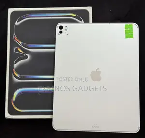 Apple iPad Pro 13 (2025) 256 GB Silver