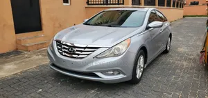 Hyundai Sonata GLS Sedan FWD (2.4L 4cyl 6A) 2013 Silver