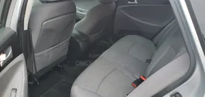 Hyundai Sonata GLS Sedan FWD (2.4L 4cyl 6A) 2013 Silver