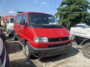 Volkswagen Transporter 2005 Red