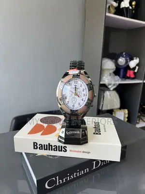 Table Watch Decor